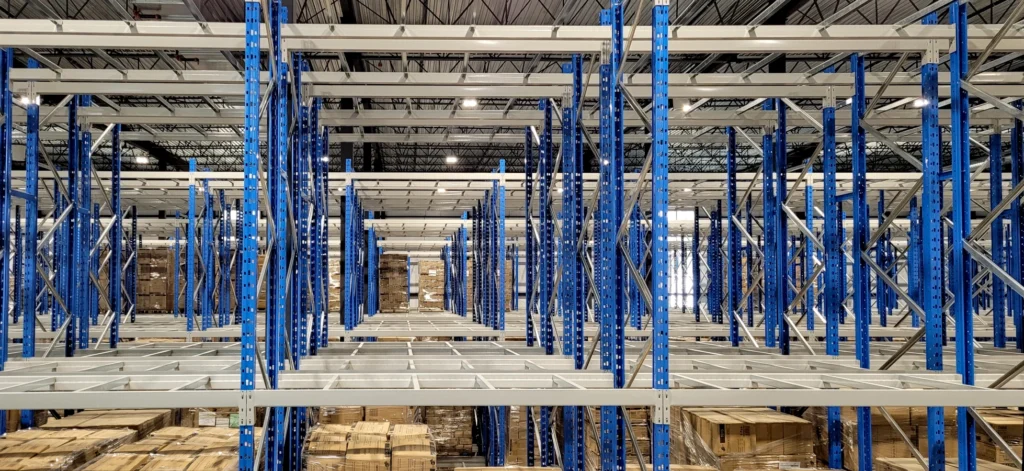 Pedlex-augmente-lespace-dentreposage-pour-le-Groupe-Ricochet-palettiers-double-profondeur-racking-temoignage-client-etude-de-cas-1-web