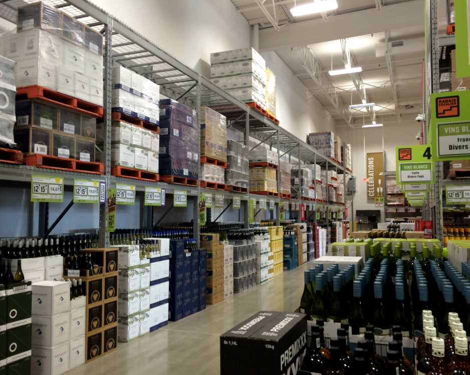 Aménagement entrepôt salle de stockage palettiers épicerie fruiterie commerce alimentation magasin alimentaire espace commercial Pedlex étagères