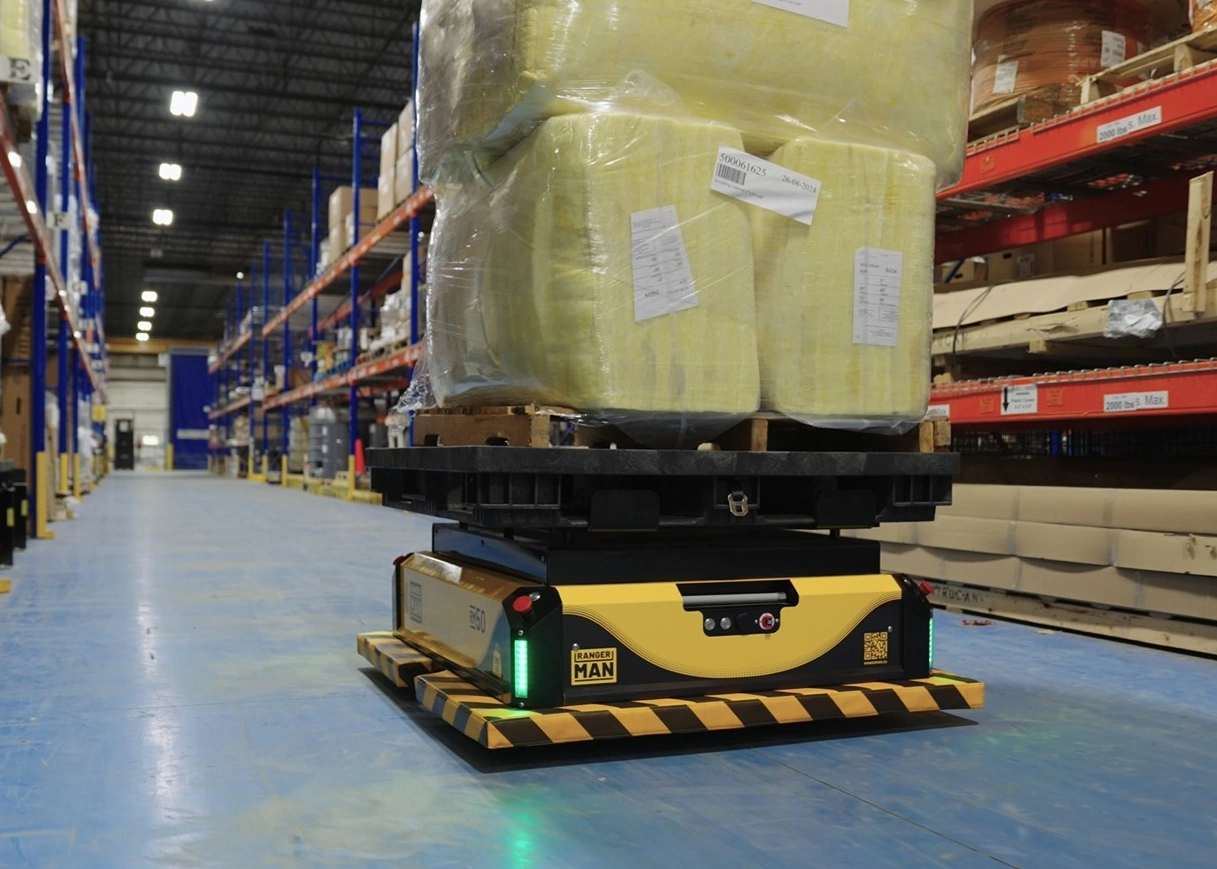 Pedlex RangerMan automatisation industriel Quebec Vehicule a guidage automatique Robot Entrepot Automated Guided Vehicles