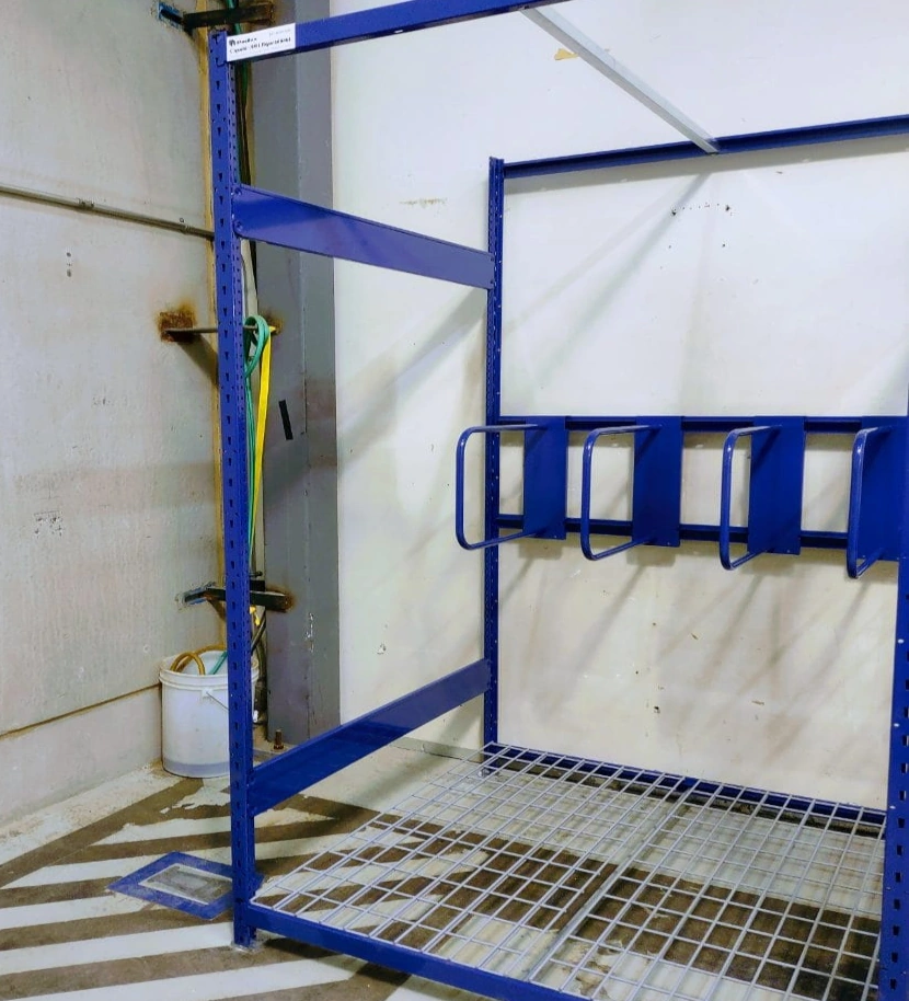 Rangement vertical accessoires pour mini-racking equipement entreposage stockage Pedlex fabrique au Quebec_ - Pedlex Rangement vertical accessoires pour mini-racking equipement entreposage stockage Pedlex fabrique au Quebec